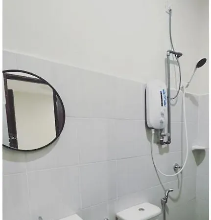 Ipoh Family Cozy Homestay 4R4B 12-13Pax Sy23 Luaran gambar