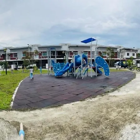 Ipoh Family Cozy Homestay 4R4B 12-13Pax Sy23 Luaran gambar