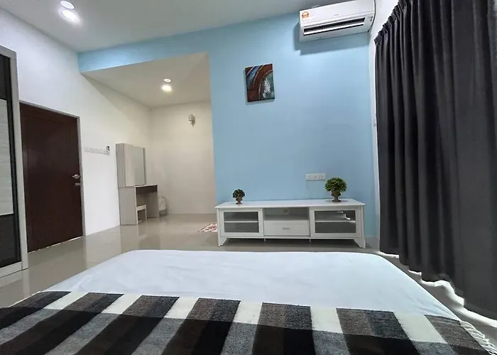 Ipoh Family Cozy Homestay 4R4B 12-13Pax Sy23