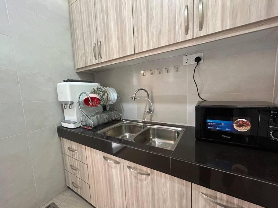 Family Cozy 4r4b 12-13pax Sy23 Holiday home Ipoh